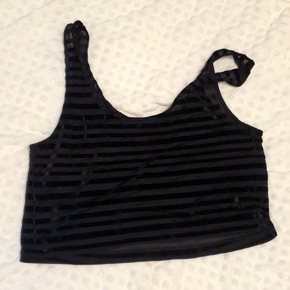 Express crop top - Picture 4 of 4